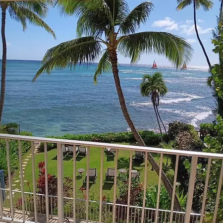 Diamond Head Beach Hotel-3